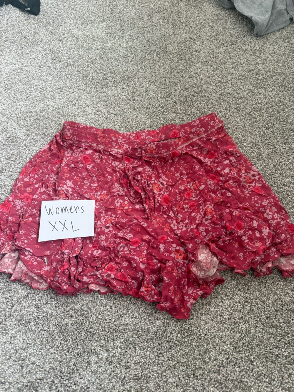 Floral Tie-Waist Women’s Shorts in Red